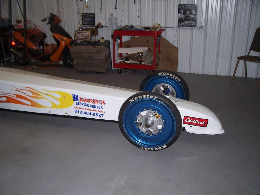 2005 Dragster race car rolling
