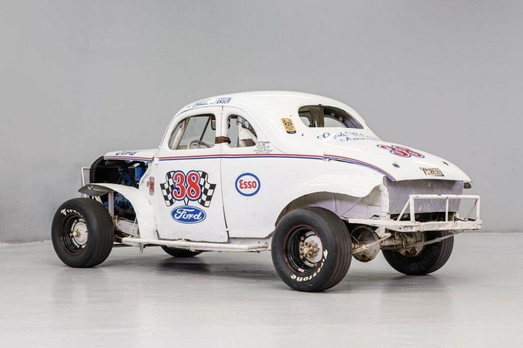 1938 Ford Coupe Race Car 0 White Coupe Flathead V8 3-Spd Manual